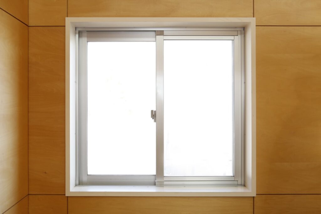 空き家の窓やサッシを放置すると危険？管理と対策まとめ