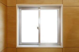 空き家の窓やサッシを放置すると危険?管理と対策まとめ